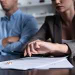 দিগন্তে বিবাহবিচ্ছেদ: 2টি অদৃশ্য লক্ষণ যে একটি বিবাহ ভেঙে যাচ্ছে